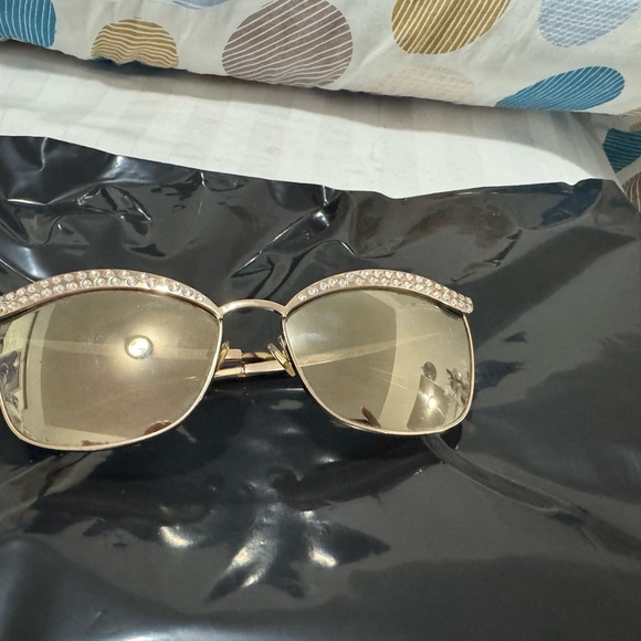 Kate Spade Gold Sunglasses with Crystal Detail - Picture 4 of 8